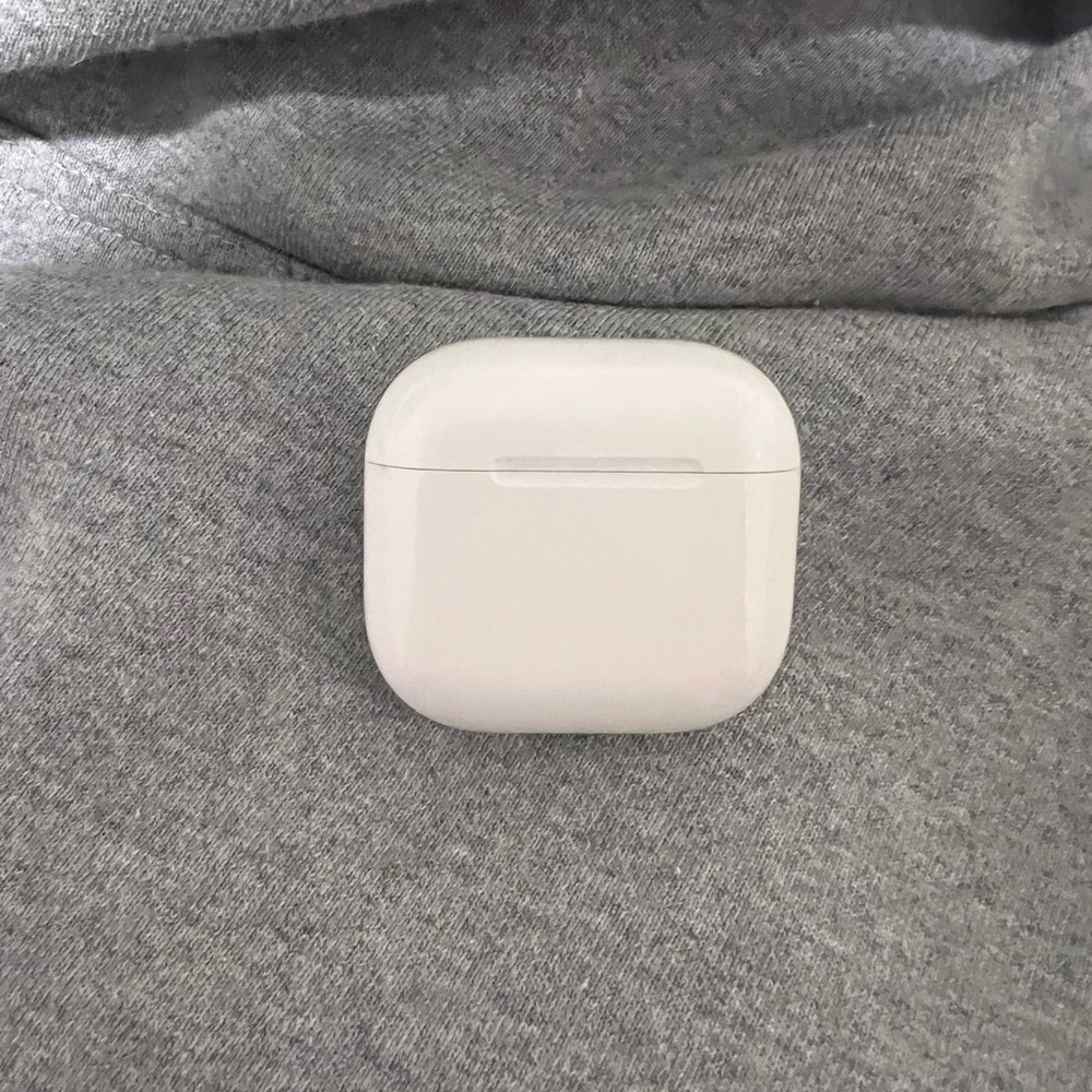 AirPods